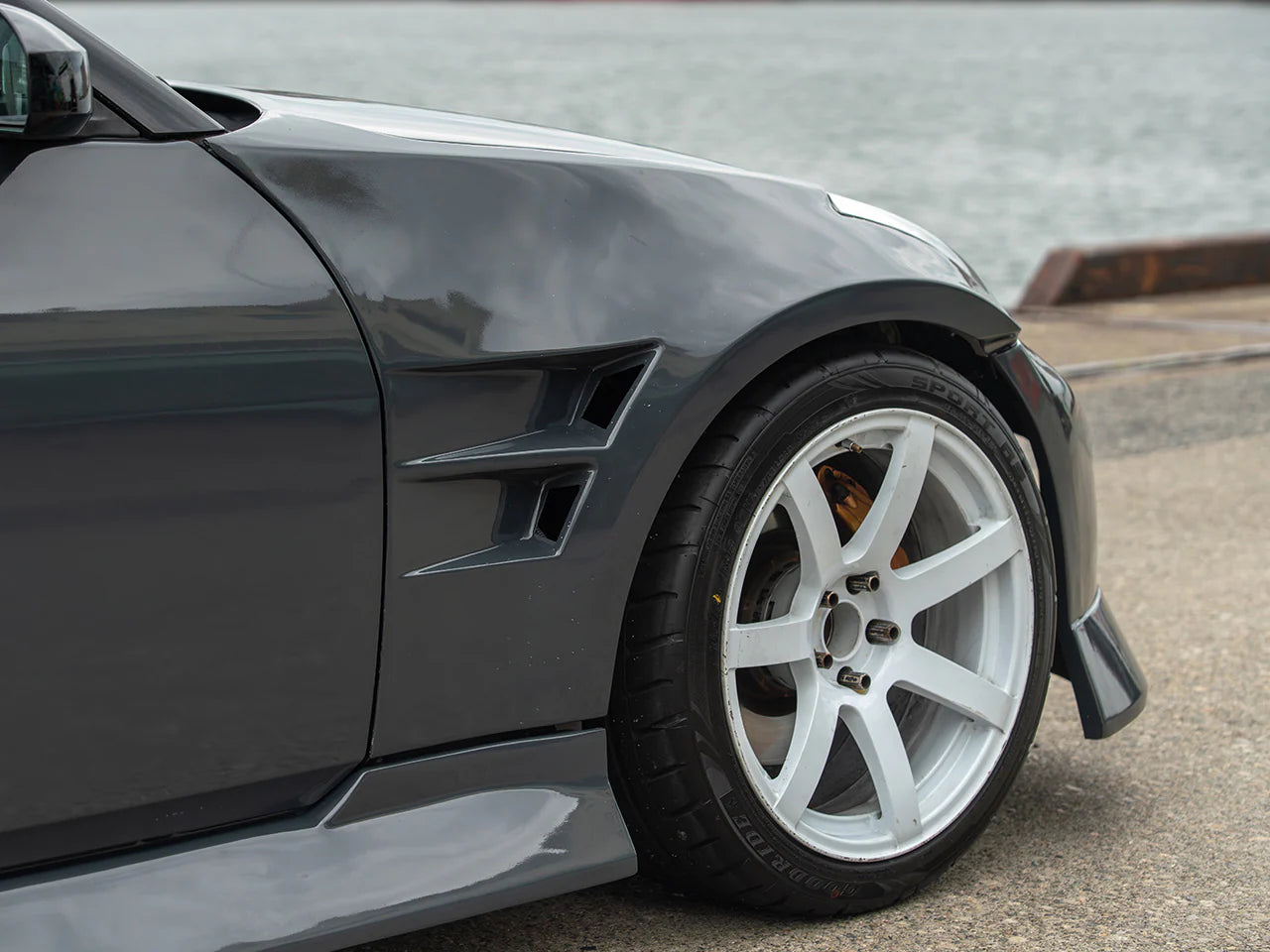 NISSAN 350Z Z33 30MM FRONT FENDERS (Preorder)